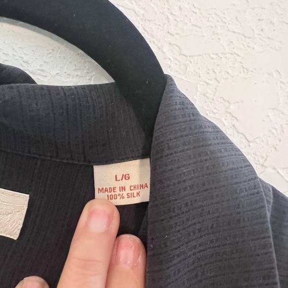 Tommy Bahama - Picture 6 of 6